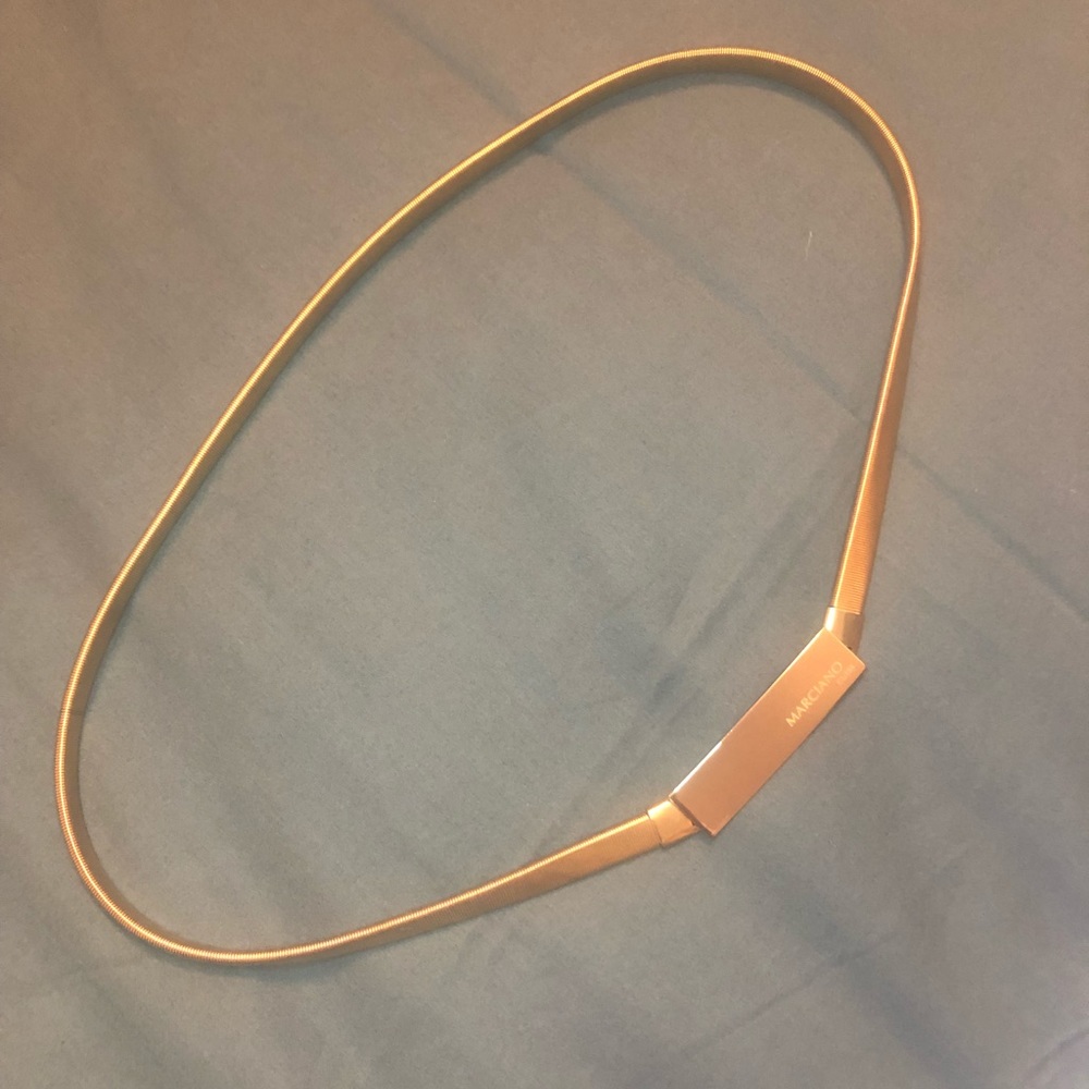 Skinny spring stretch hook and clasp belt